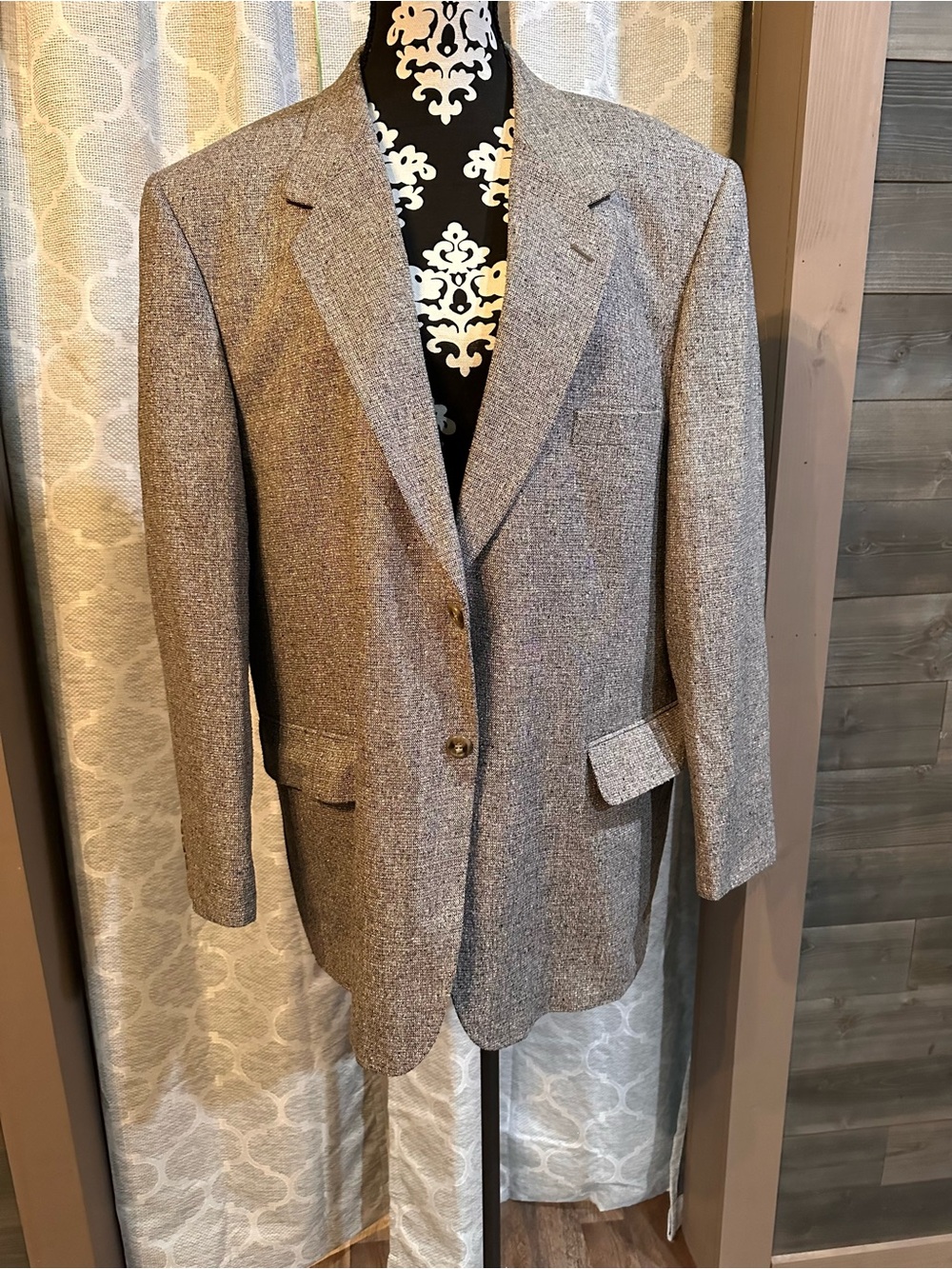 Vintage Grey 100% silk Tweed textured Bert Pulitzer sport coat size 46R